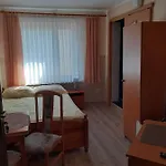 Проживание в семье Goscinne *