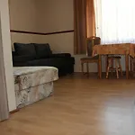 Проживание в семье Goscinne