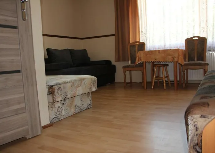 Quarto em Acomodações Particulares Goscinne